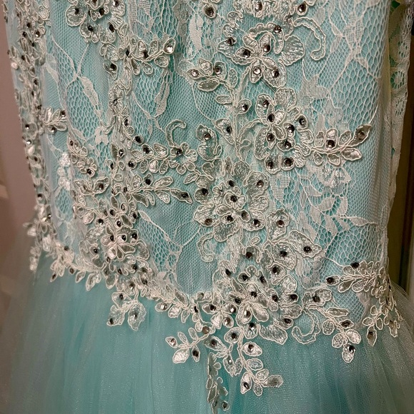 NEW ROYAL QUEEN COLLECTION AQUA MERMAID FORMAL GOWN - Picture 3 of 14